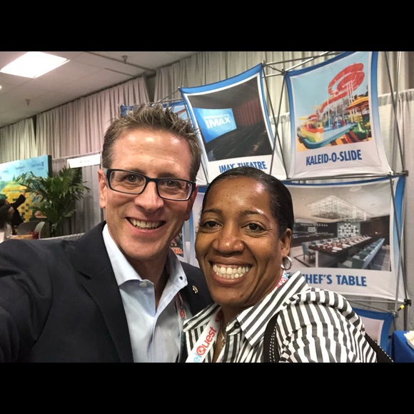 Meet your Posher, Meredith - Picture 2 of 2